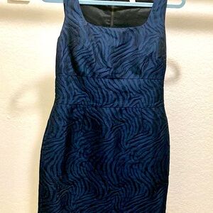 Elegant Navy Blue Sleeveless Dress
